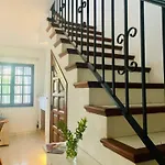 Townhouse With Communal Pool In Pueblo 度假居 米哈斯