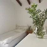 Townhouse With Communal Pool In Pueblo 米哈斯